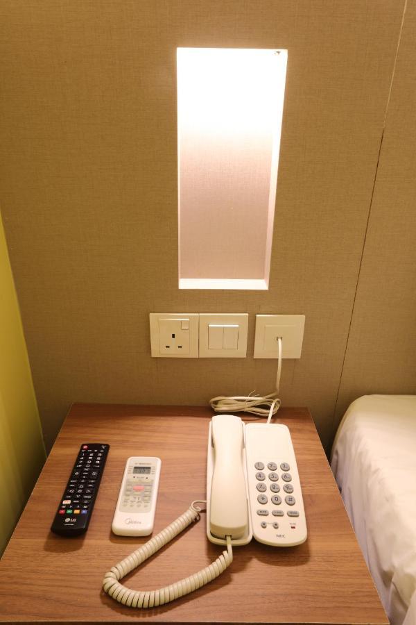 Capital O 9010 Yee Hotel Johor Bahru Exterior foto